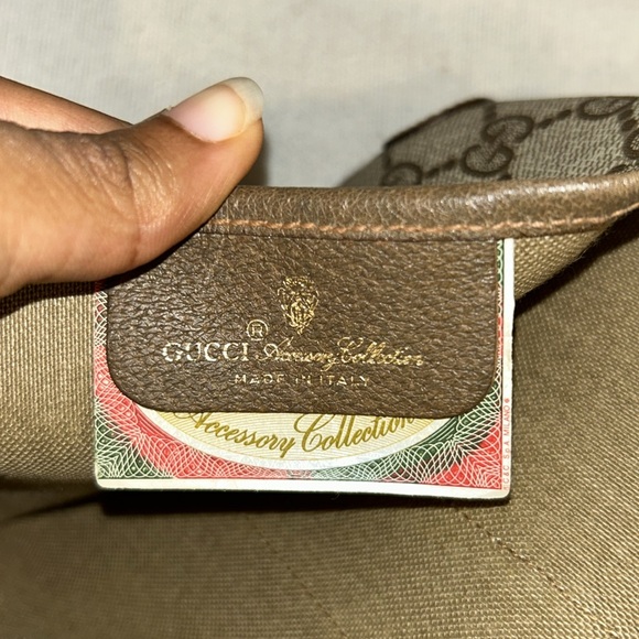 Gucci Sherri Line Clutch Bag - Picture 8 of 8